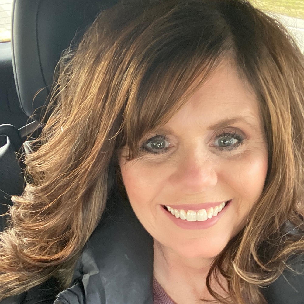 Meet your Posher, Michele